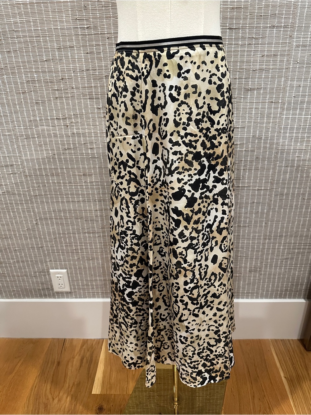 🤎 La Ligne Silk Leopard Midi Skirt 🤎